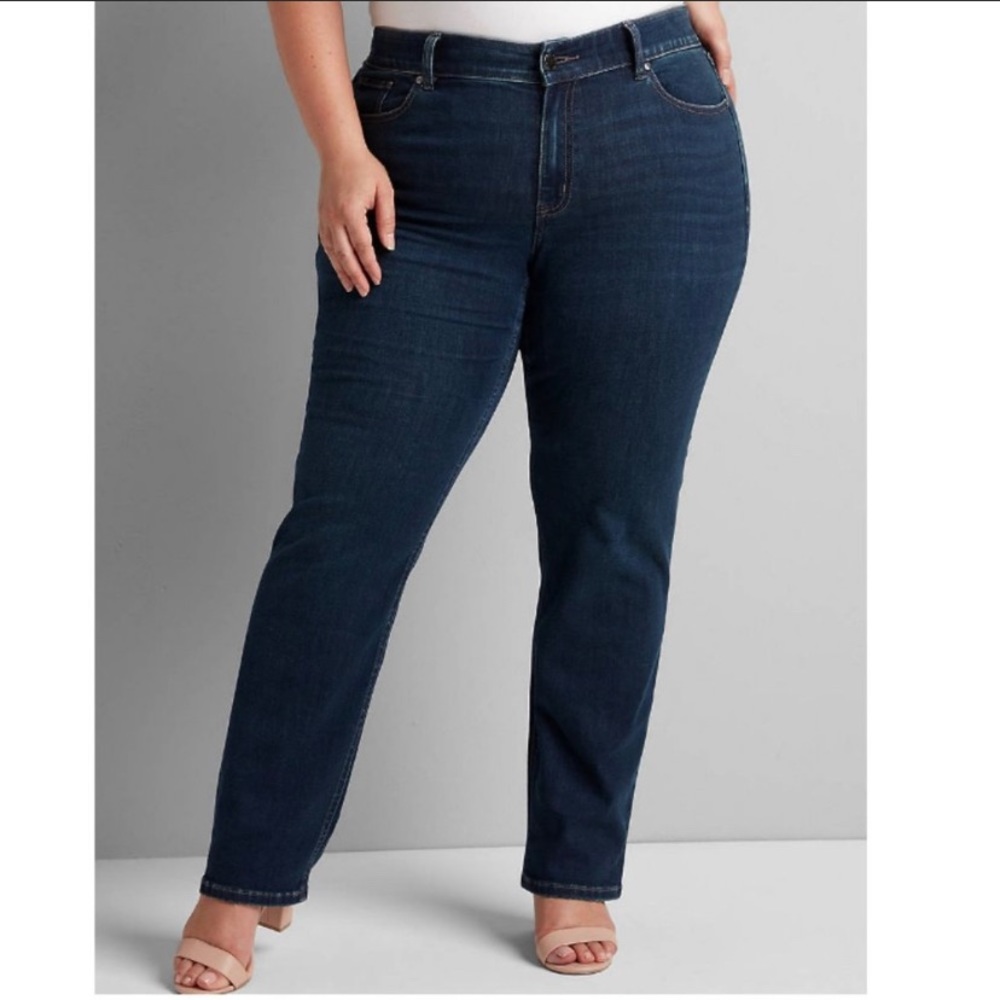 Like new Lane Bryant plus size classic dark wash stretchy jeans Size 22 Long